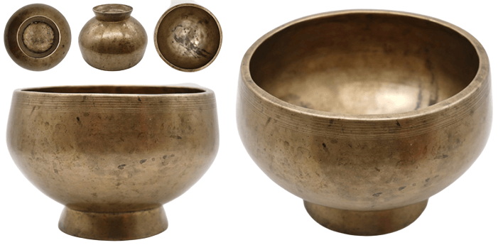 Naga pedestal singing bowls